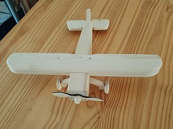 Avion en bois