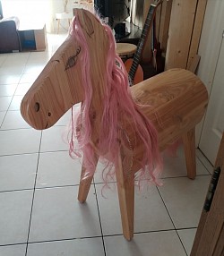 Cheval en bois